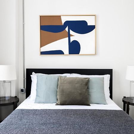 דירות איסטמבול Modern Flat 5 Min To Galata Tower In Istiklal Ave מראה חיצוני תמונה